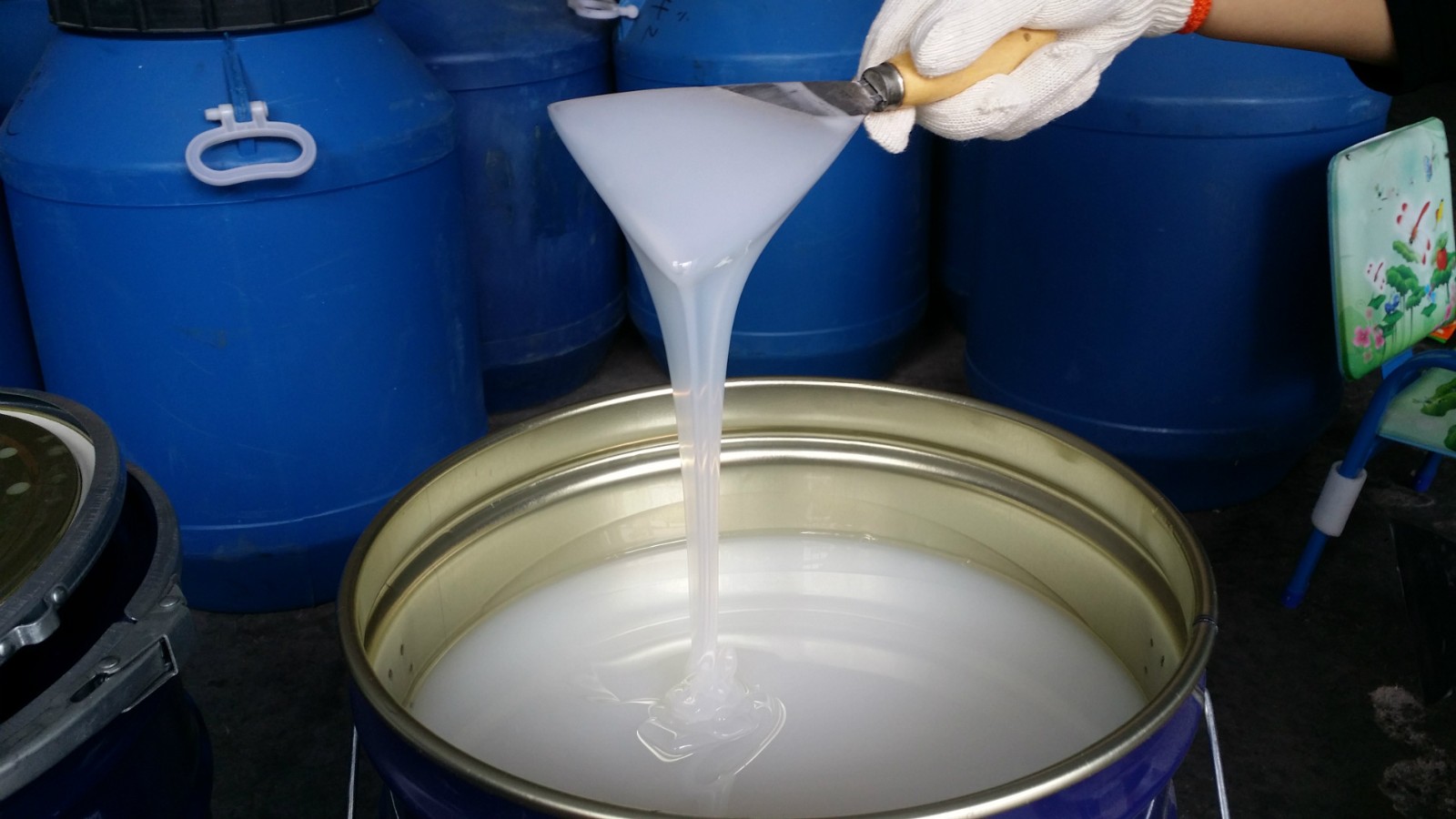 工業(yè)級(jí)模具硅膠膨脹怎么辦 ？